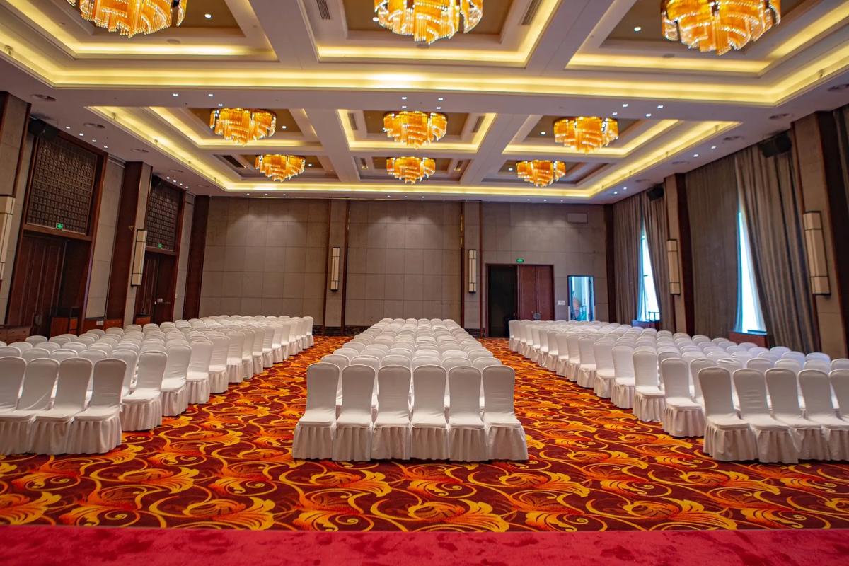 千人會(huì)議場(chǎng)地與專業(yè)服務(wù) 用心助力每一場(chǎng)盛會(huì)